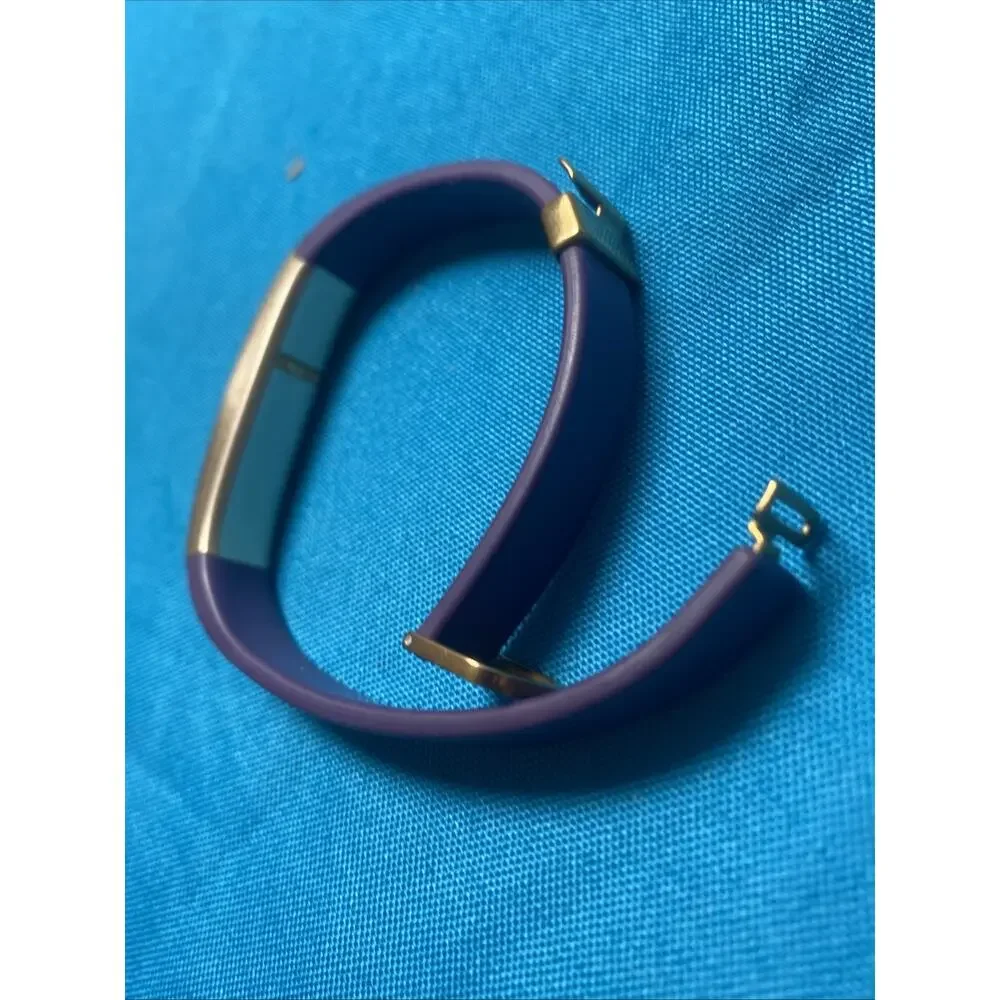 Jawbone Womens Fitness Watch No Charger
